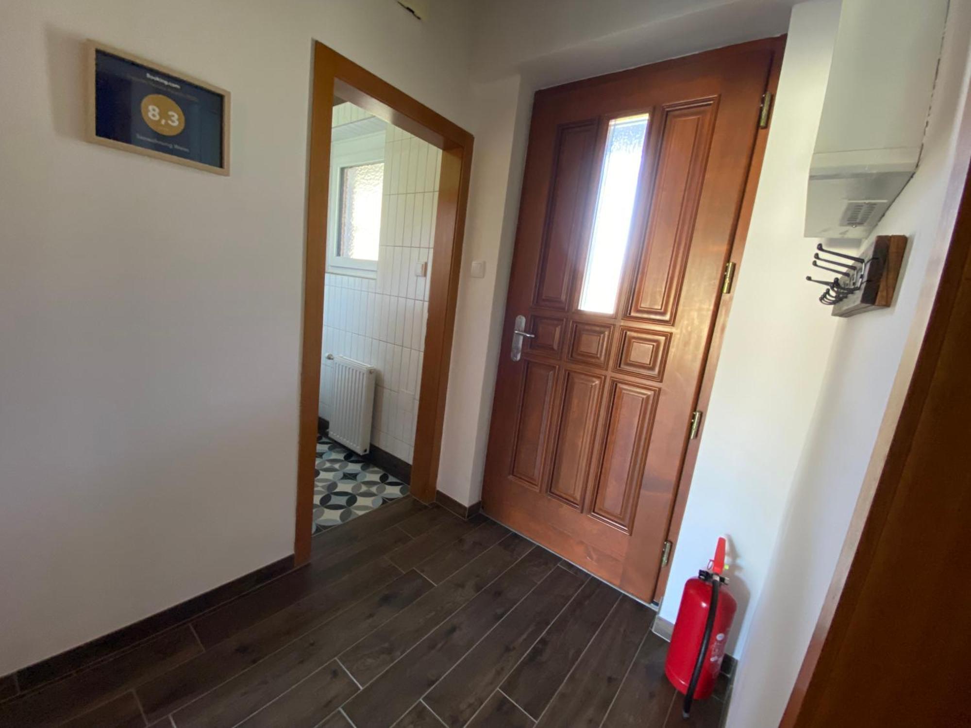 Appartamento Seewohnung Weiss Glanz
